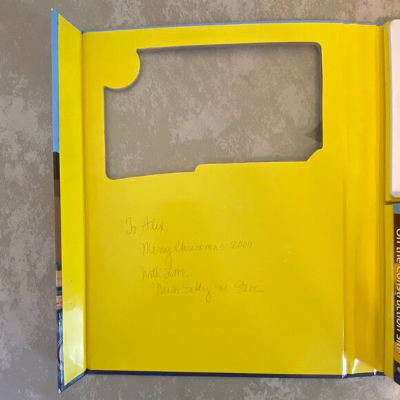 Puzzle Town "On the Construction Site" Book w/Puzzle Pieces - Picture 7 of 9